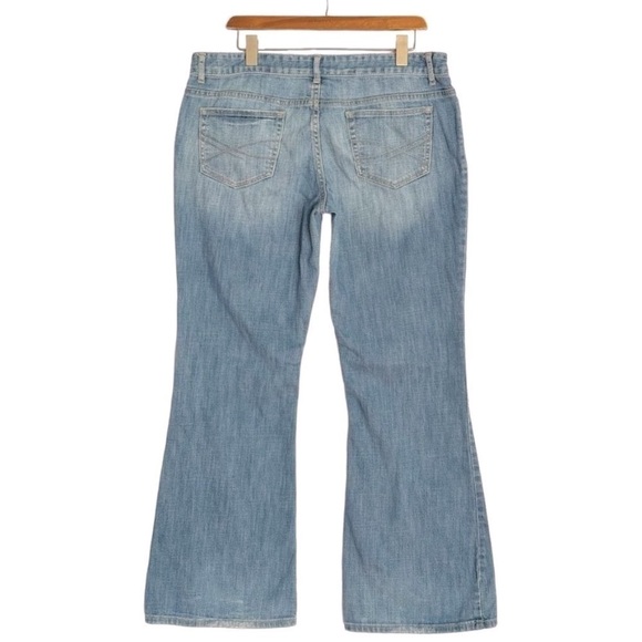 y2k Aeropostale Hailey Light Wash Low Rise Retro Loose Fit Flare Jeans Size 14 - Picture 3 of 7